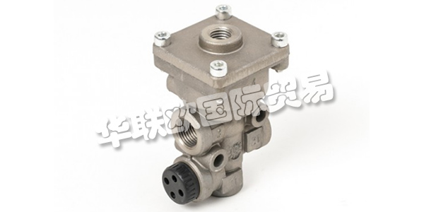 BERTOCCO公司成立于1962年，是一家精密機械車間，多年來從一家小型工匠公司發展成為一家專業從事工業車輛氣動設備和配件研究，設計和生產的工業公司。2013年初，Bertocco Air Truck Technology開始了新的公司結構和新的管理，開始了其活動，重點關注制動系統，懸架和工業車輛設備的組件。