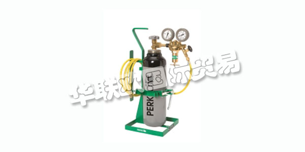 PERKEO的名字是18世紀普拉提納選舉人Karl III Philipp的宮廷小丑和矮人的名字。這個小家伙在1702年左右第一次看到了光，并用名字Clemens進行了洗禮。十六歲時，他被卡爾·菲利普任命為宮廷小丑。選民，享受著美酒的樂趣，對年輕的克萊門斯能夠舉起酒的方式印象深刻。