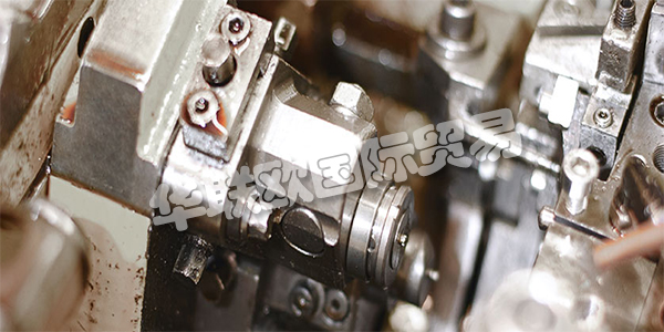 ARNOLD集團憑借多年來在智能緊固系統(tǒng)和非常復(fù)雜的擠壓件生產(chǎn)方面的專業(yè)知識，已發(fā)展成為復(fù)雜緊固系統(tǒng)的綜合供應(yīng)商和開發(fā)合作伙伴。憑借他們對“藍色緊固系統(tǒng)”的新定位，這一發(fā)展過程現(xiàn)在將繼續(xù)在一個統(tǒng)一和協(xié)調(diào)的結(jié)構(gòu)下進行。工程，緊固件和功能部件，以及進料器處理系統(tǒng)，所有這些都來自單一來源 - 高效，持續(xù)和國際化。